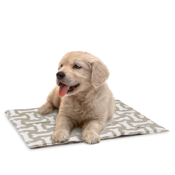 Navaris Dog Cooling Mat - Pet Cool Blanket Mattress for Dog or Cat - Gel Cooling Pad Rug with Bone Pattern - 40 x 50 cm